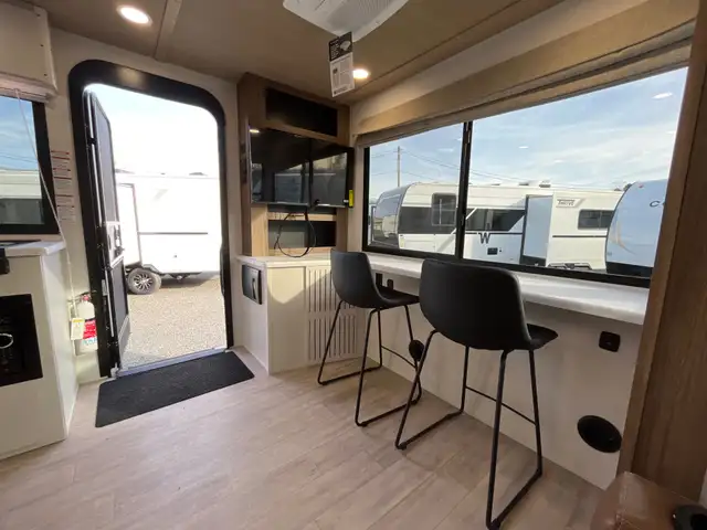 2026 Forest River VIBE EXTREME LITE in Travel Trailers & Campers in Terrace - Image 9