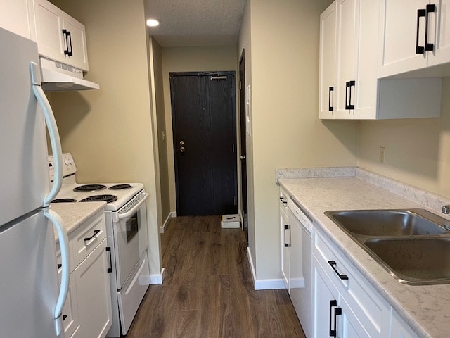 Spacious 2 Level 2 Bed 1.5 Bath Apartment for Rent on 8th Street 3