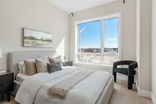 Modern 1 Bed + Den Apartments in Ottawa from $2,42563793658084609123