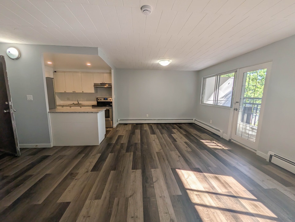 2B Arlington Ave, St. Catharines (309) - 1 Bedroom Apartment 4