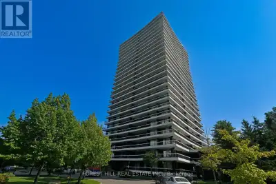 Rarely Available, Stunning 2 Bedroom + 2 Full Baths Corner Unit With Exceptional Panoramic South Eas...