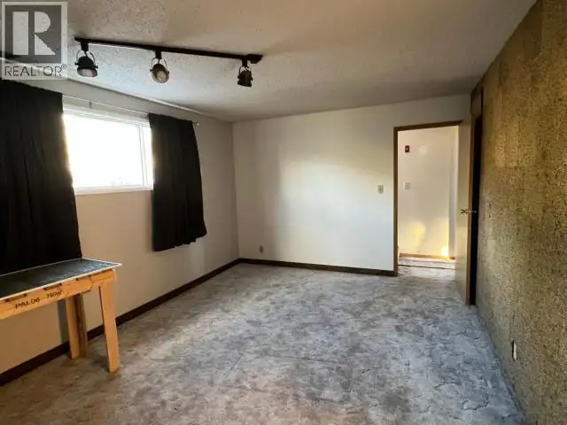 230 DAWSON DRIVE Faro, Yukon in Houses for Sale in Whitehorse - Image 18