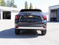 Experience the refinement and practicality of the 2026 Chevrolet Trax LT in stunning black. This Fro... (image 3)