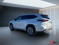 Welcome to Belleville Toyota! . Engine: 4 Cylinder Engine 2.4L L/100Km City: 11.0 L/100Km Hwy: 8.4 S... (image 7)