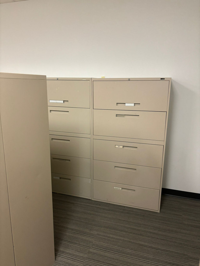 Global 5 Drawer Filing Cabinet-Teknion 5 Drawer Filing Cabinet! in Bookcases & Shelving Units in Mississauga / Peel Region - Image 4