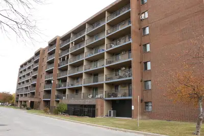 Building Description $1000 OFF FIRST MONTHS RENT FOR MILITARY & EMERGENCY RESPONDERS* *Conditions ap...