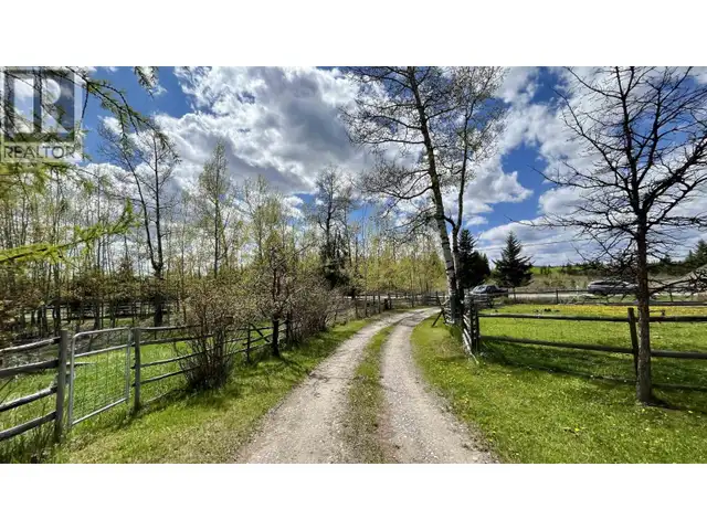 5403 UPPER HOUSEMAN ROAD Forest Grove, British Columbia in Houses for Sale in 100 Mile House - Image 3