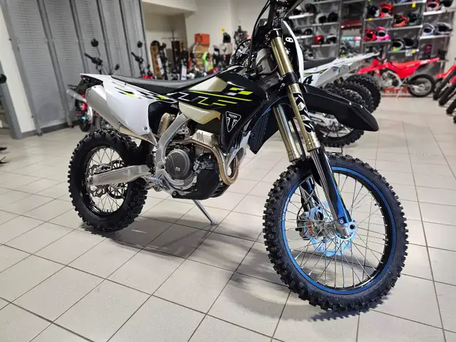 2026 Triumph TF250-E ENDURO PRICE INCLUDES FREIGHT AND PDI in Dirt Bikes & Motocross in Grande Prairie - Image 4