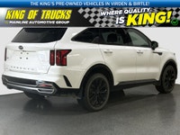 Built for busy family life and daily driving ease, this used 2021 Kia Sorento EX offers a smart mix... (image 2)