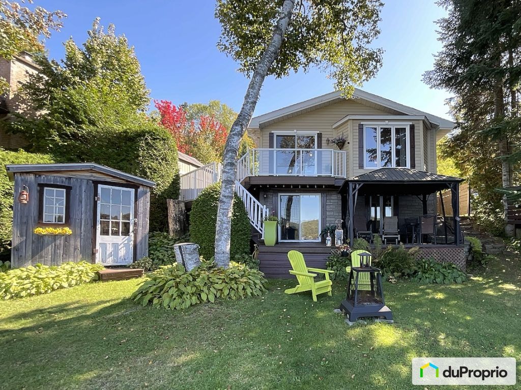 $421,000 - Cottage for sale in St-Damien — photo 1
