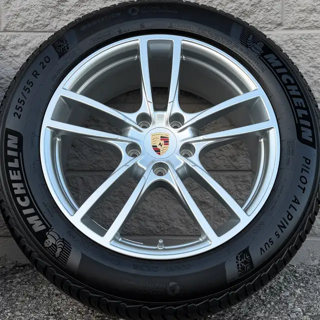 (97%) 4x Porsche Cayenne 20" OEM Winter Wheels Package in Tires & Rims in City of Toronto - Image 6