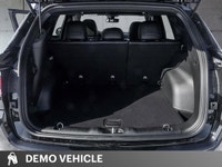 This Jeep Compass boasts a Intercooled Turbo Regular Unleaded I-4 2.0 L/122 engine powering this Aut... (image 7)