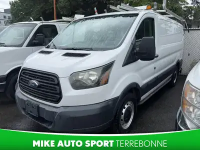 Financement Maison 100% TEXTO EXPRESS 514-260-1666 Le Ford Transit 2015 T-150 toit bas 130 po PNBV d...