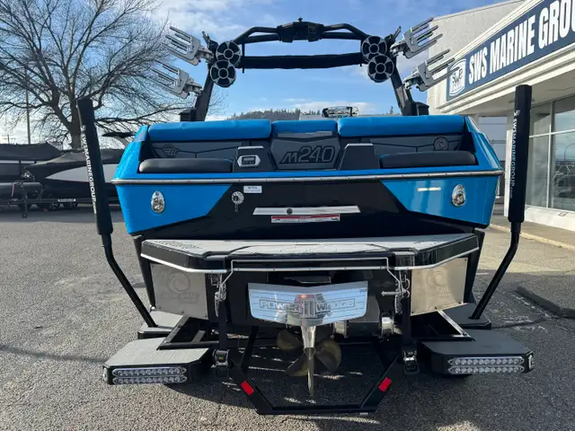 2021 Malibu M240 in Powerboats & Motorboats in Saskatoon - Image 8