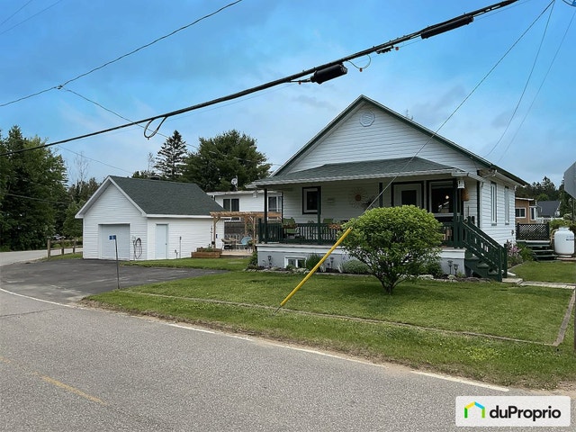 $389,900 - Country home for sale in Lac-des-Plages — photo 3
