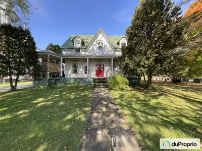 Maison à améliorer --------AUCUNE VISITE AVANT AVRIL----------OFFRE D'ACHAT SUR PRÉ-QUALIFICATION SE...