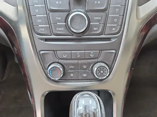 2013 Buick Verano QuietTuning Technology | Bluetooth Connecti... in Cars & Trucks in Fredericton - Image 13