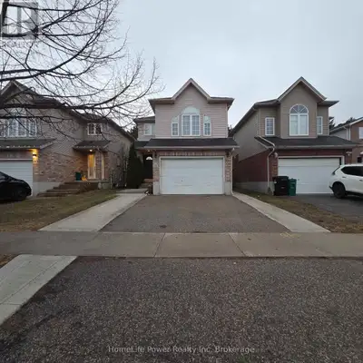 This upper floor unit in a 2-storey detached home offers approximately 1,600 sq ft of comfortable li...