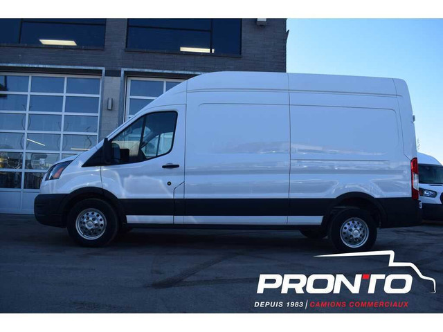2022 Ford Transit Cargo Van ** AWD ** T-250 148WB HIGH ROOF ** G dans Autos et camions  à Laval/Rive Nord - Image 4
