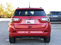 2022 Jeep Compass 4D Sport Utility Limited Redline Pearlcoat 4WD, RED Package, Alloy wheels, AM/FM r... (image 2)
