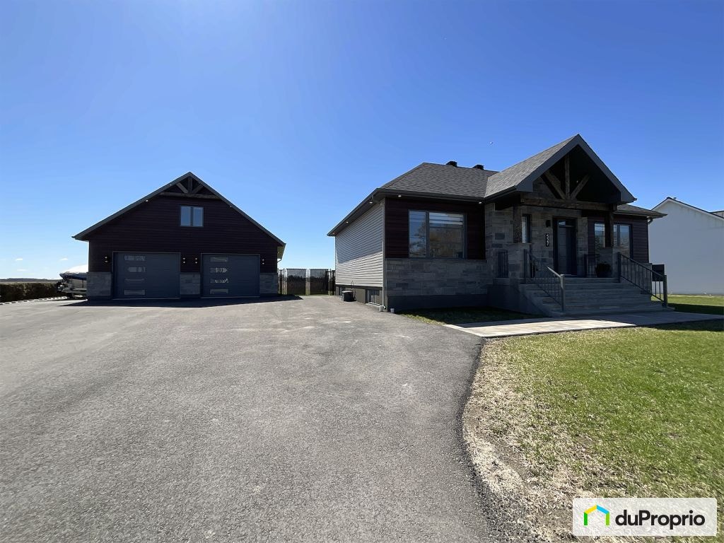 $879,900 - Bungalow for sale in St-Stanislas-De-Kostka — photo 3