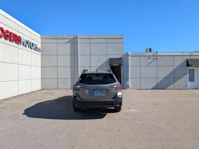 2023 Subaru Outback TOURING AWD - SUNROOF - EYESIGHT in Cars & Trucks in Oakville / Halton Region - Image 5