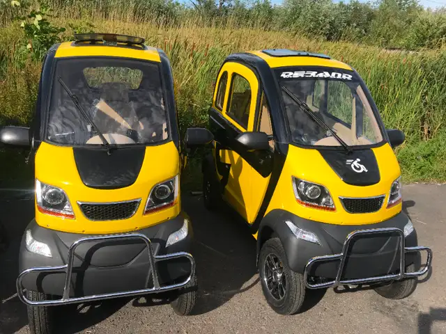 .Fully Enclosed 2025 ET4 Cruise Mobility Scooter Car in Health & Special Needs in Kingston - Image 6