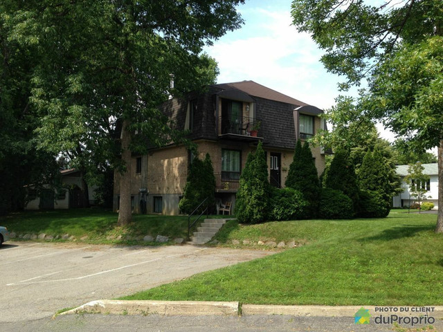 790 000 Quadruplex A Vendre A L Ile Bizard Sainte Genevieve Maisons A Vendre Ouest De L Ile Kijiji