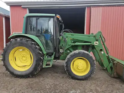 Hours: 8179 (16 Jan 2026) 100 HP Configuration: Standard / Cab / Partial Power Shift / MFWD / Rear P...