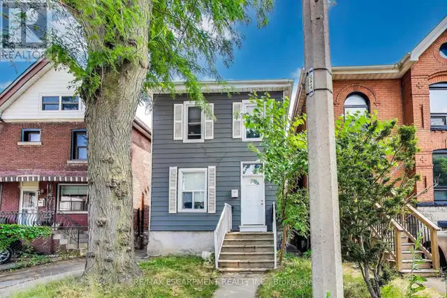 8 MADISON AVENUE Hamilton (Gibson), Ontario in Houses for Sale in Hamilton - Image 3