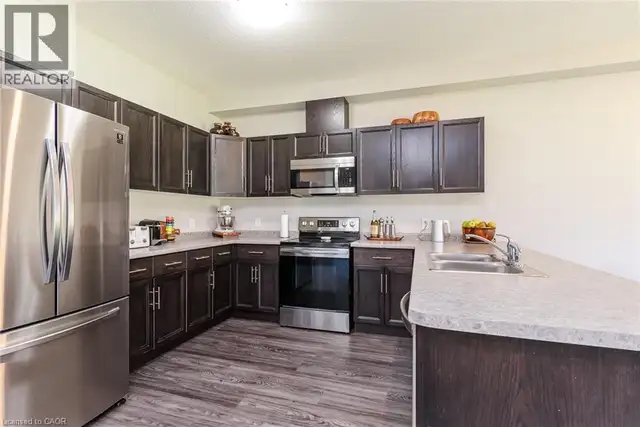 51 CRAB APPLE Court Wellesley, Ontario in Houses for Sale in Kitchener / Waterloo - Image 27
