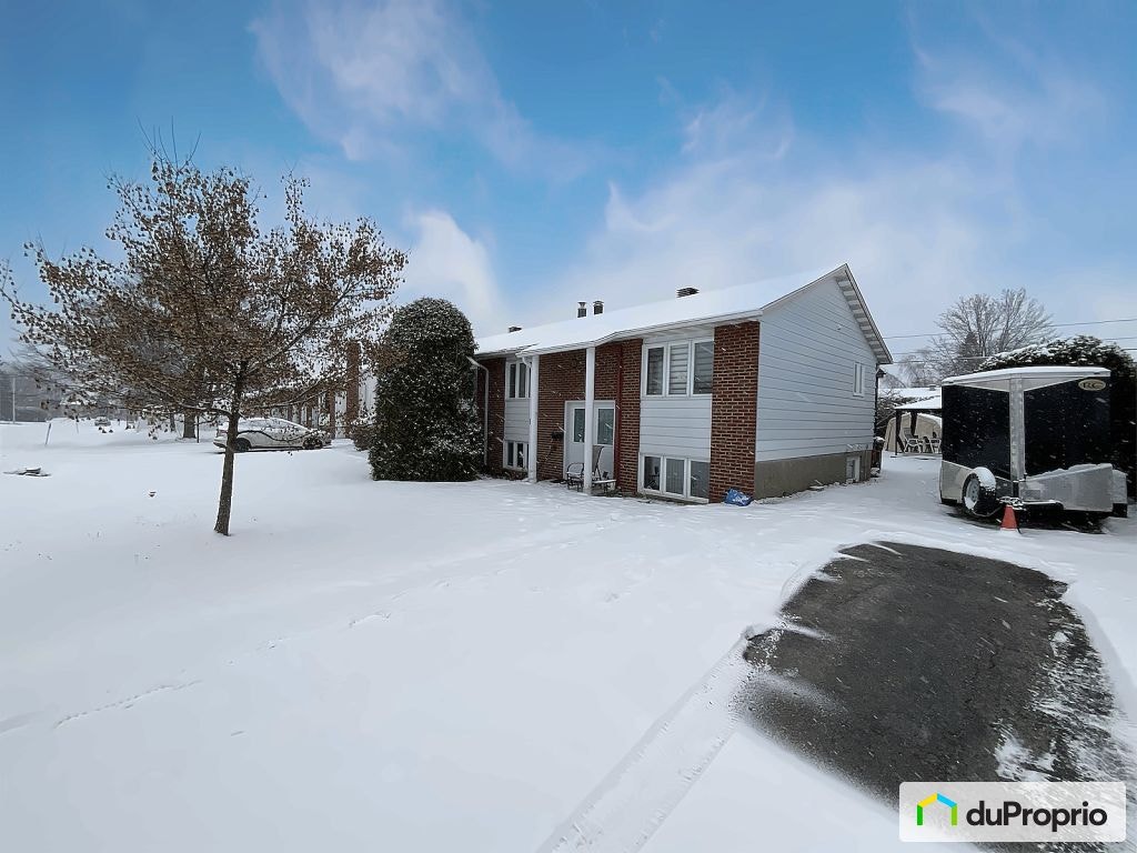 $280,000 - Semi-detached for sale in Sherbrooke (Rock Forest) — photo 1
