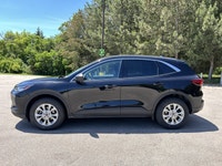 This used 2024 Ford Escape Active AWD with Heated Steering Wheel is ready for daily life in Cayuga w... (image 9)
