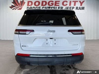 SPECIAL OFFER Only 28 Miles! This Jeep Grand Cherokee L boasts a Regular Unleaded V-6 3.6 L/220 engi... (image 4)