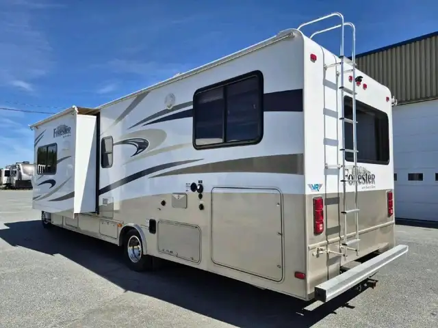 2015 Forester 3171DS in RVs & Motorhomes in Thetford Mines - Image 9