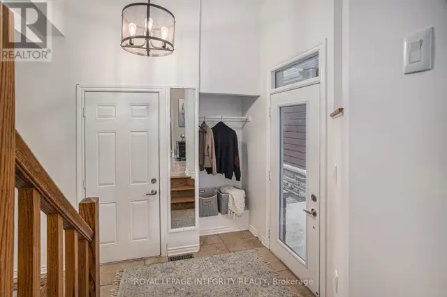 85 EVELYN POWERS PRIVATE Ottawa, Ontario63005671258243123
