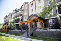 Broadstreet's Lindgren Manor offers 1, 2, and 3 bedroom pet friendly apartments for rent in northeas... (image 1)