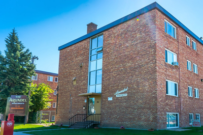Charming spacious apartments conveniently located near Southdale Centre. Located on Elizabeth Rd, th...