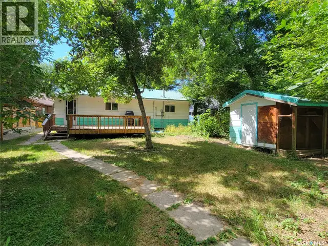 27 Elm STREET Katepwa Beach, Saskatchewan in Houses for Sale in Regina - Image 12