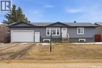 Welcome to this well-maintained 1,104 sq. ft. bungalow in the welcoming community of Perdue — known...