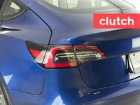 1 OWNER / Power Tailgate/Hatch, Auto Dimming Rearview Mirror, Front Heated Seats and more! Clutch is... (image 9)