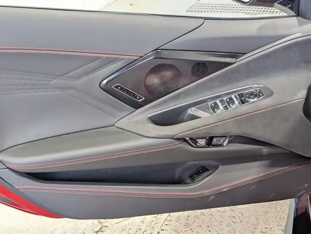 2025 Chevrolet Corvette E-Ray 3LZ- 6.2L V8 - 2.5 Sec 0-60 in Cars & Trucks in Barrie - Image 32