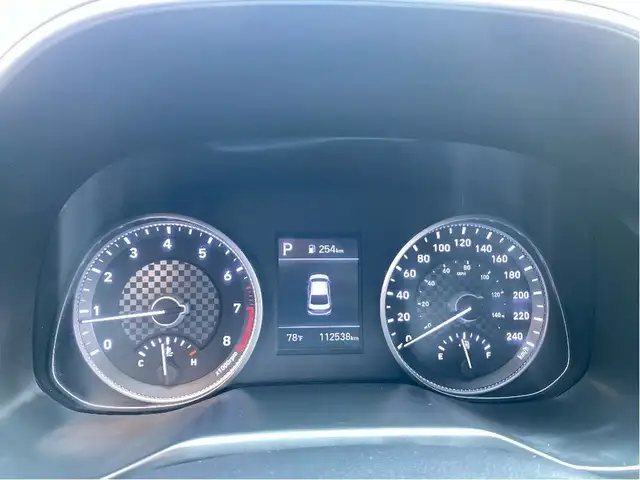 2020 Hyundai Elantra Preferred in Cars & Trucks in London - Image 18