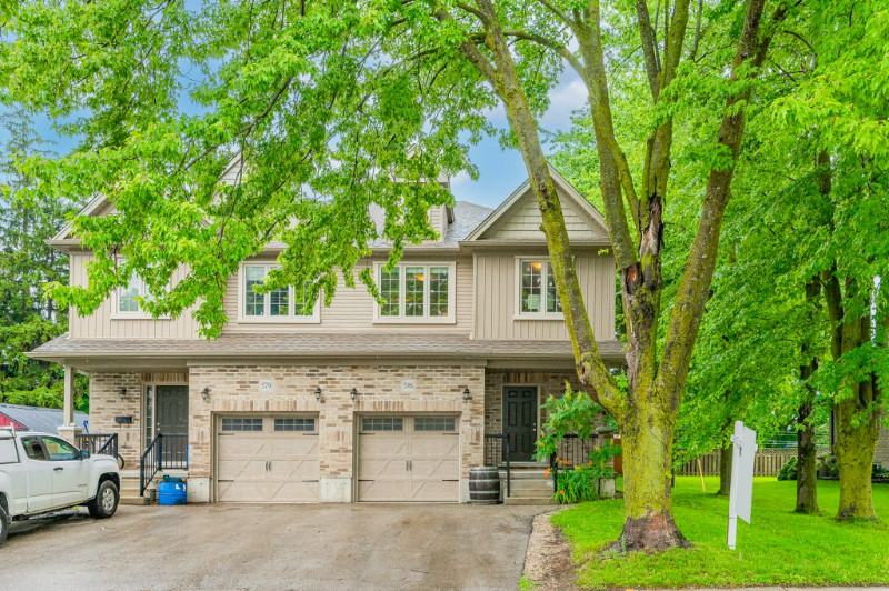 Stunning Semi Detached with 3 Bedroom 3 Bathroom for Sale! Houses for