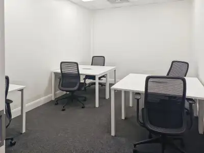 Flexible large office for rent designed to accommodate 30 people at Regus Dartmouth. A fully service...
