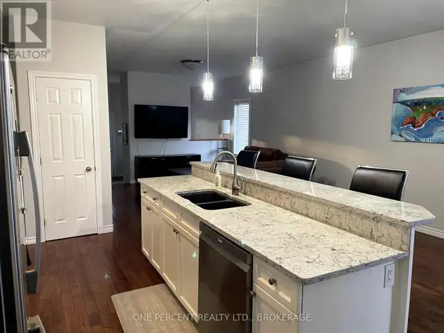 135 SPEERS BOULEVARD Loyalist (Amherstview), Ontario62863792480257124