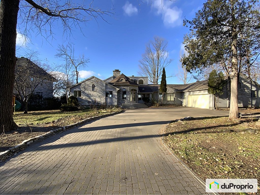 $2,401,000 - Villa for sale in Fabreville — photo 1