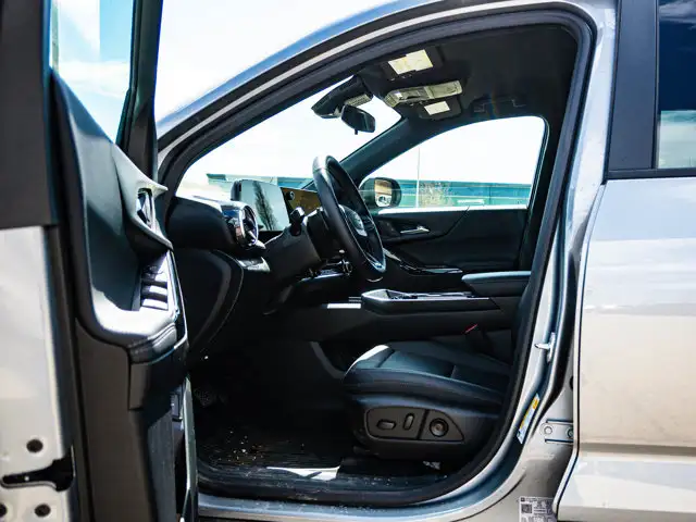2026 Chevrolet Equinox FWD LT in Cars & Trucks in Strathcona County - Image 17