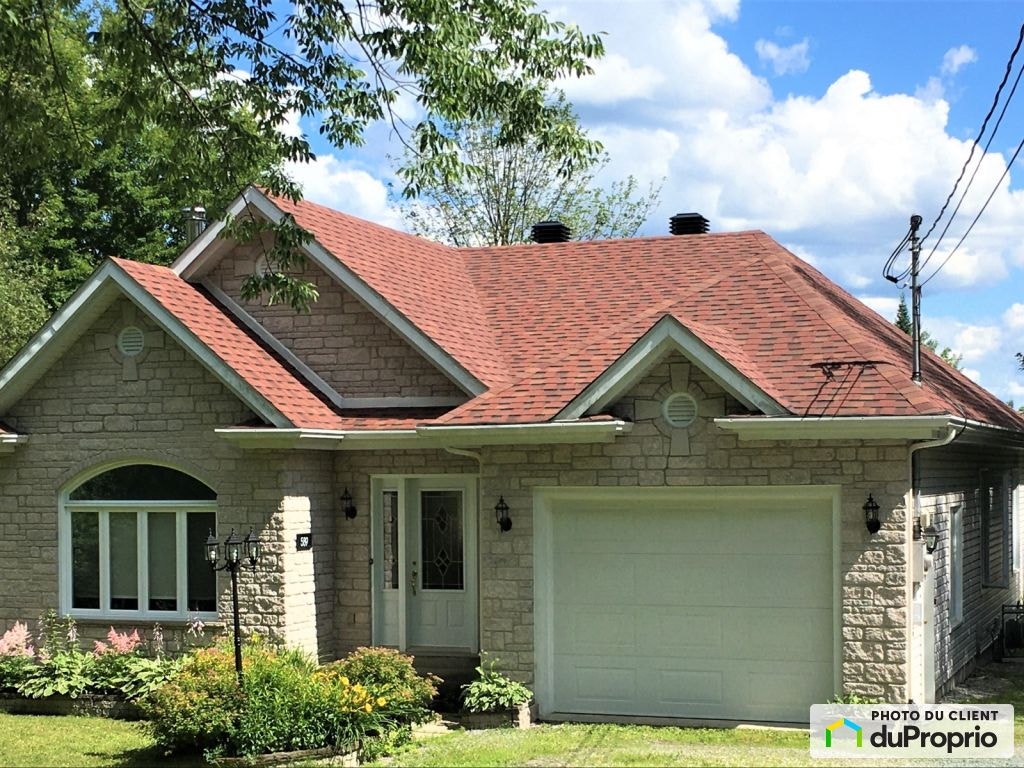 $760,000 - Bungalow for sale in Ascot Corner — photo 1