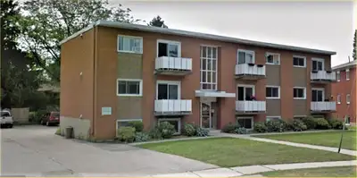 **To arrange viewing please contact the Property Manager (Emanuel) at 519.729.7882** PRIME Location...